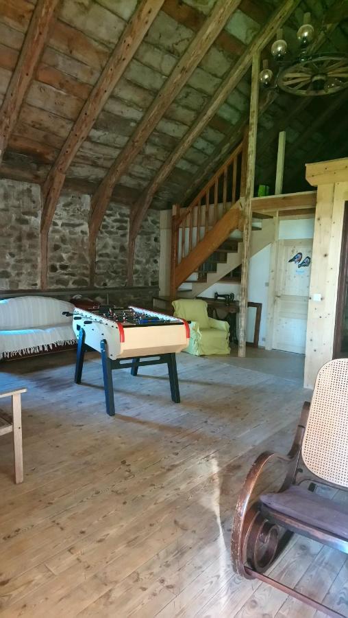 Bed and Breakfast La Ferme Du Crie Chaudeyrolles Exterior foto